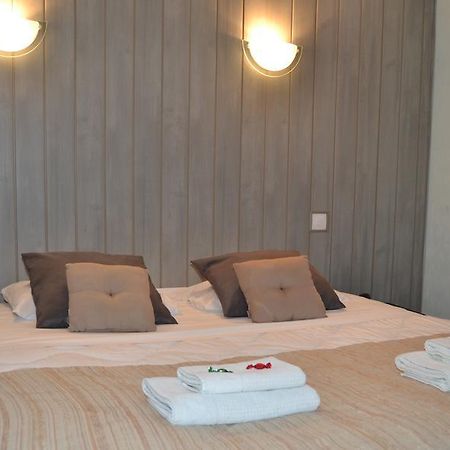 Logis Les Parcs Hotel Talmont-Saint-Hilaire Ngoại thất bức ảnh